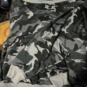 HERZON Camouflage Sweatshirt